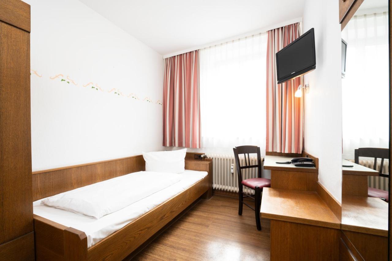 Hotel Alt 2*